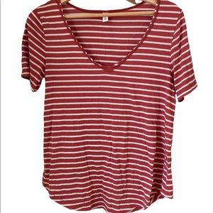 BP. V-neck tee. Size Small